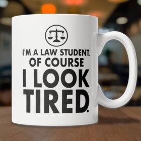 tazza-sono-un-studente-di-legge-per-forza-mi-vedi-stanco